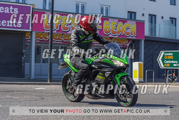 RS2105_7297