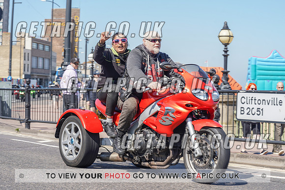 RS2105_7334
