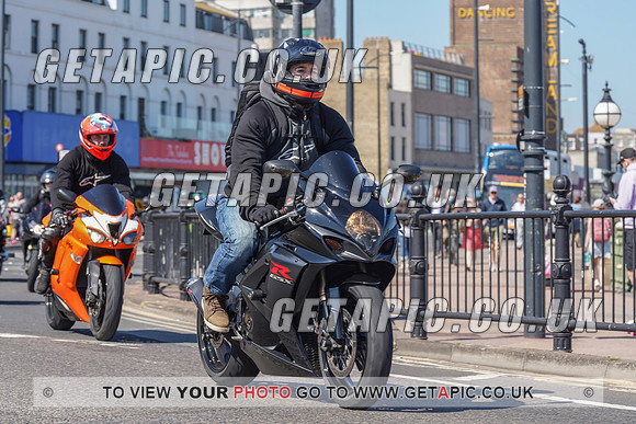RS2105_7340