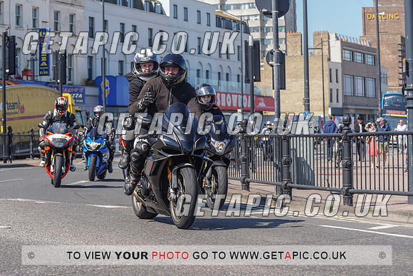 RS2105_7343