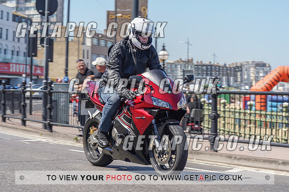 RS2105_9064