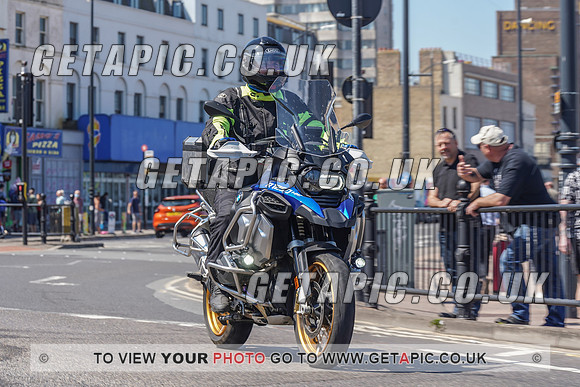 RS2105_9066