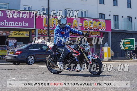 RS2105_9068