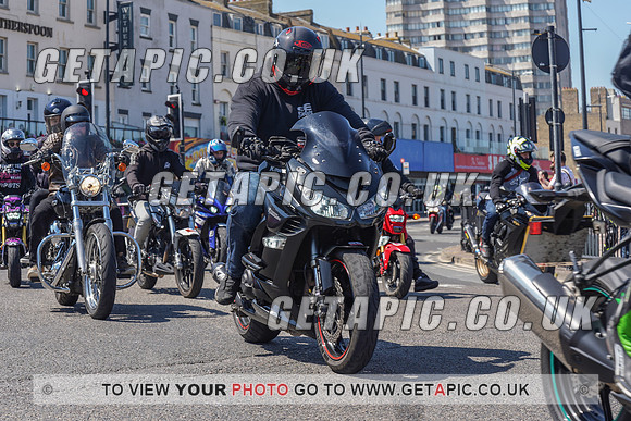 RS2105_9251