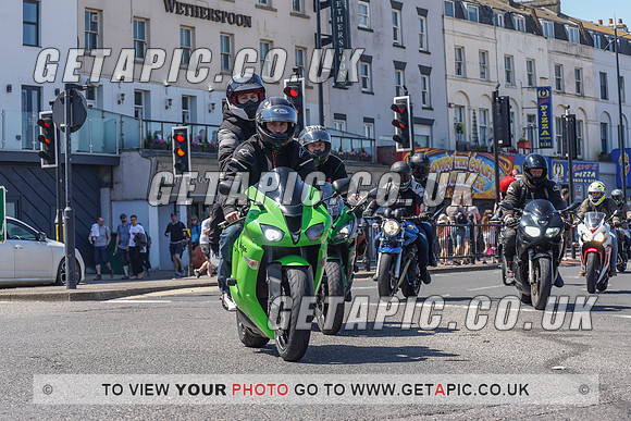 RS2105_9257