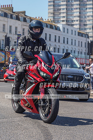 RS2105_9393