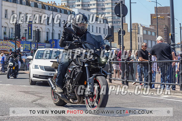 RS2105_9408