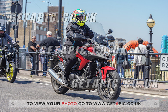 RS2105_9432