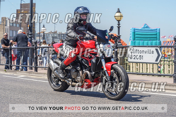 RS2105_9436