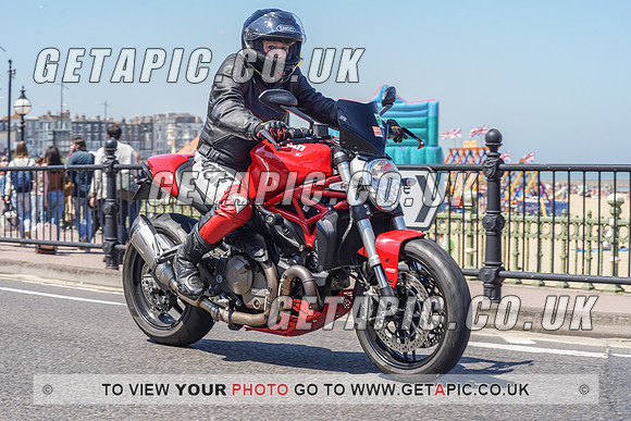 RS2105_9438