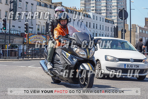 RS2105_9456