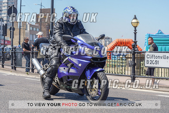 RS2105_9484