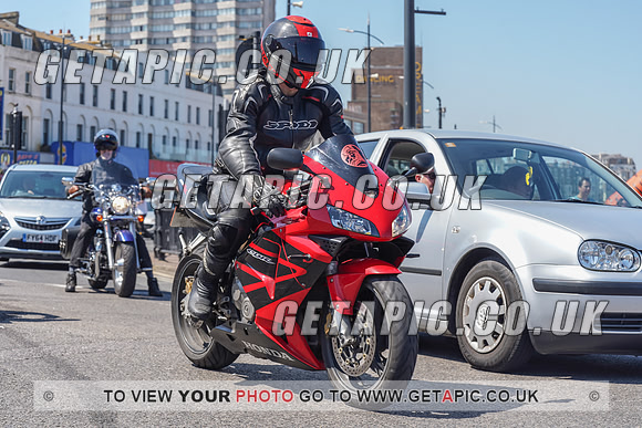 RS2105_9542
