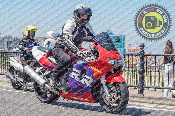 RS2105_9621