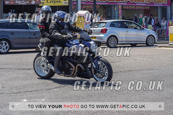 RS2105_9640