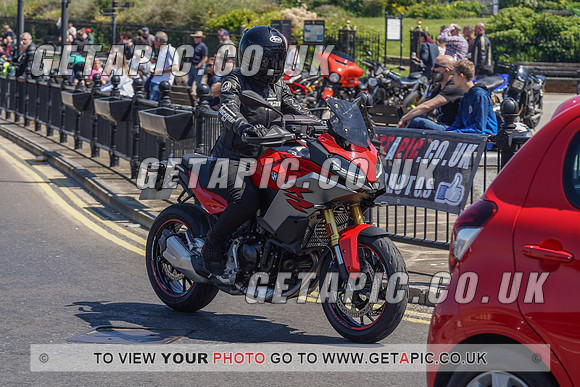 RS2105_9648