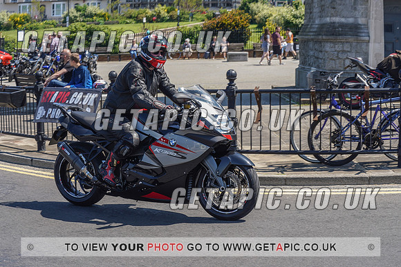 RS2105_9650