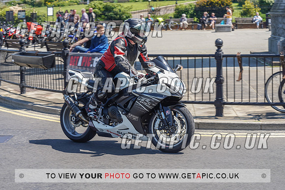 RS2105_9651