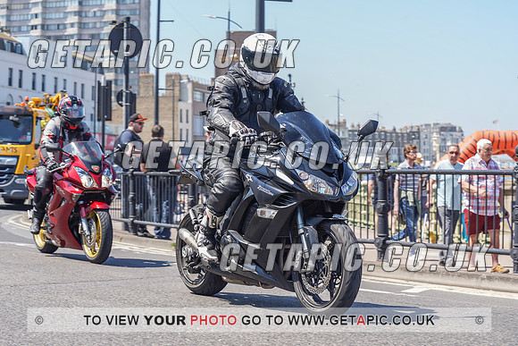 RS2105_9700