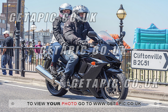 RS2105_9718