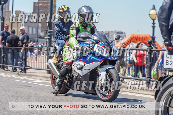 RS2105_9746
