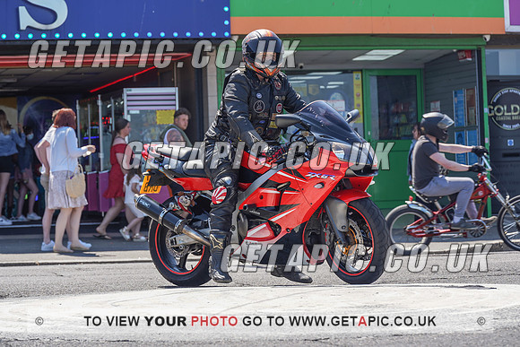 RS2105_9759