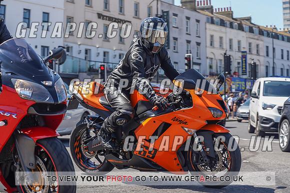 RS2105_9761