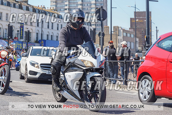 RS2105_9798