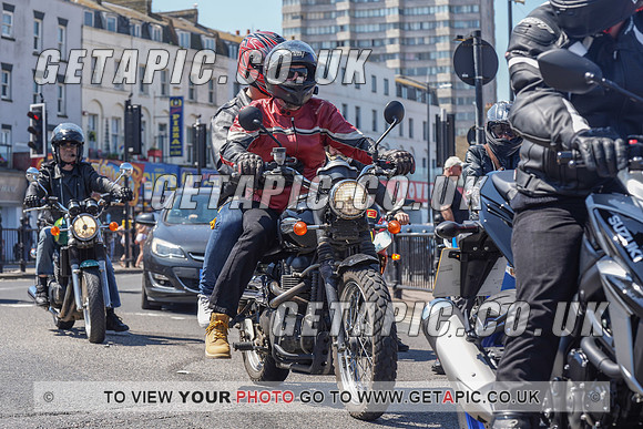 RS2105_9810