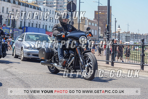 RS2105_9822