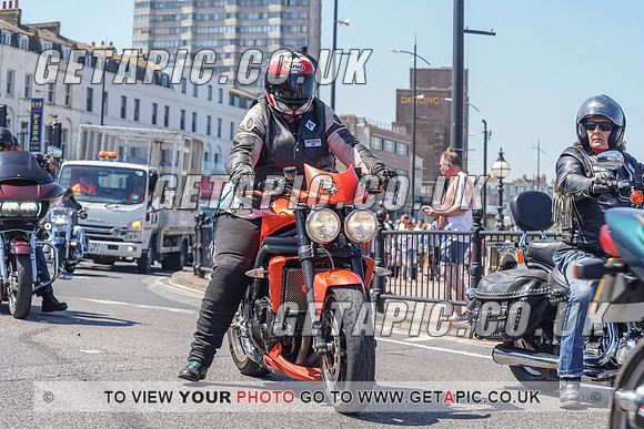 RS2105_9842