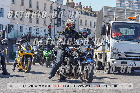 RS2105_9870