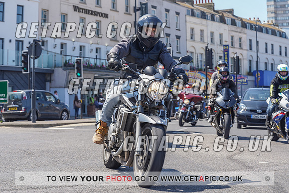 RS2105_9916