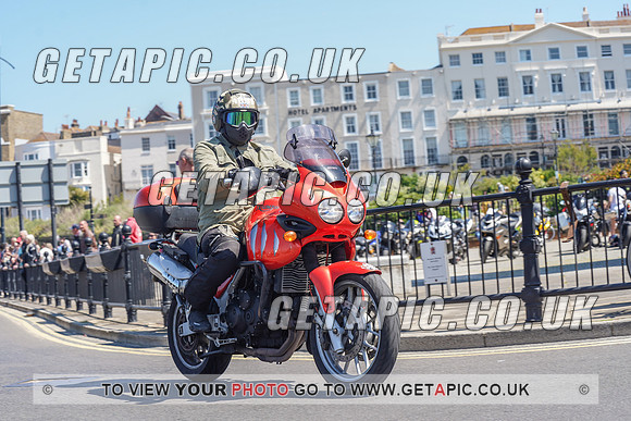 RS2105_9940