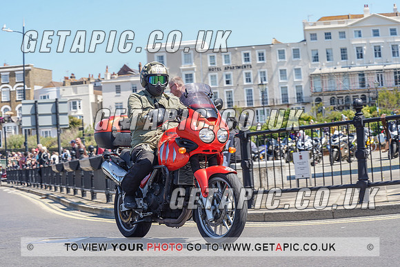 RS2105_9939