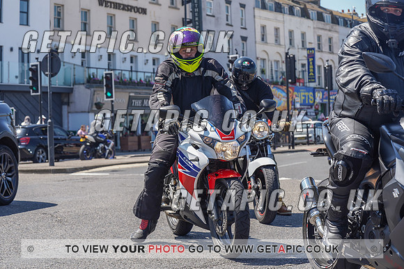 RS2105_9997