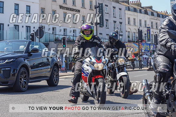 RS2105_9995