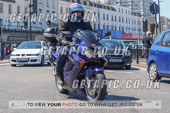 RS2105_10003