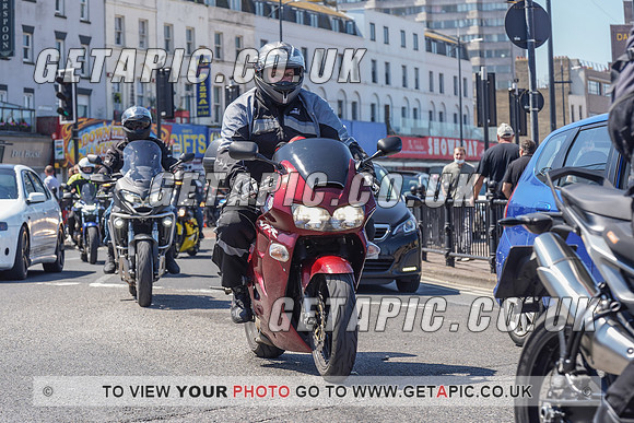 RS2105_10007