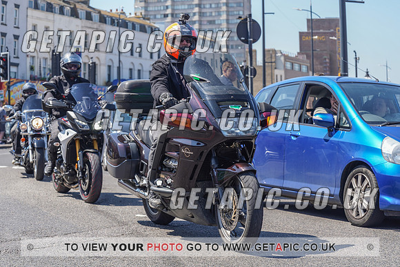 RS2105_10024
