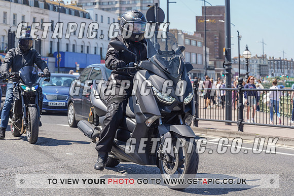 RS2105_10034