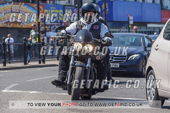 RS2105_10135