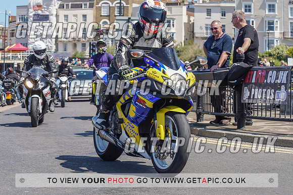 RS2105_10168