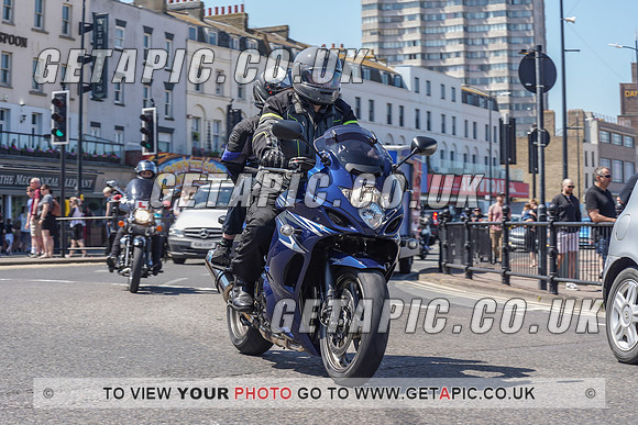 RS2105_9415