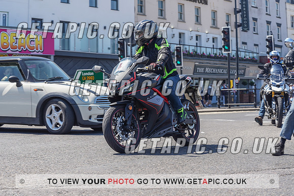 RS2105_9813