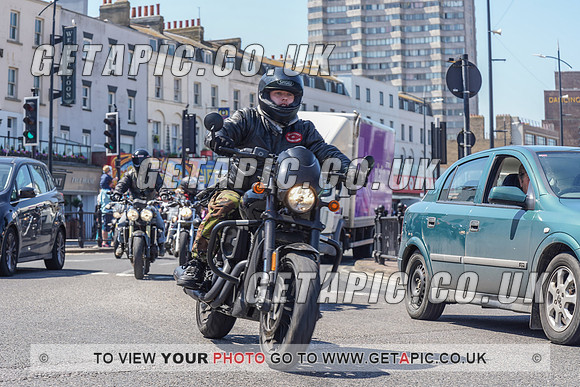 RS2105_9828