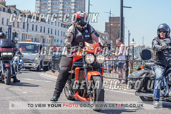 RS2105_9843