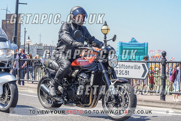 RS2105_9903