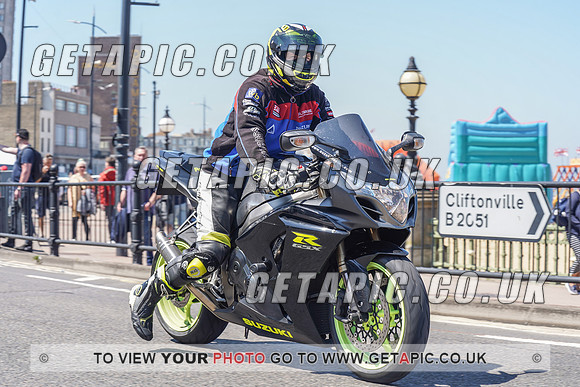 RS2105_9905
