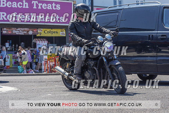 RS2105_9951